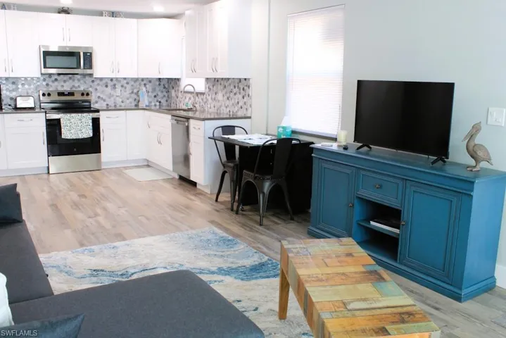 16881 Davis Rd 712, Fort Myers, Florida 33908
