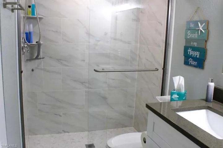 16881 Davis Rd 712, Fort Myers, Florida 33908