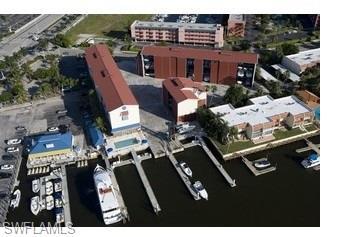 750  River Point  DR, Naples, FL 34102