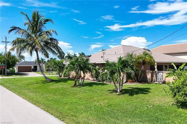 901 Sw 51st Ter, Cape Coral, Florida 33914