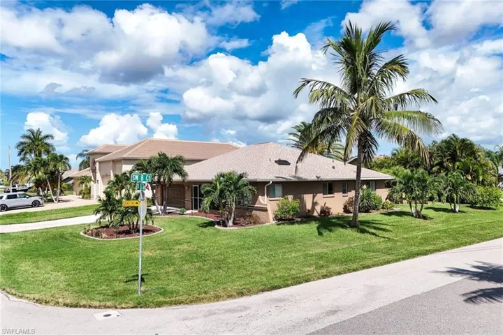 901 Sw 51st Ter, Cape Coral, Florida 33914