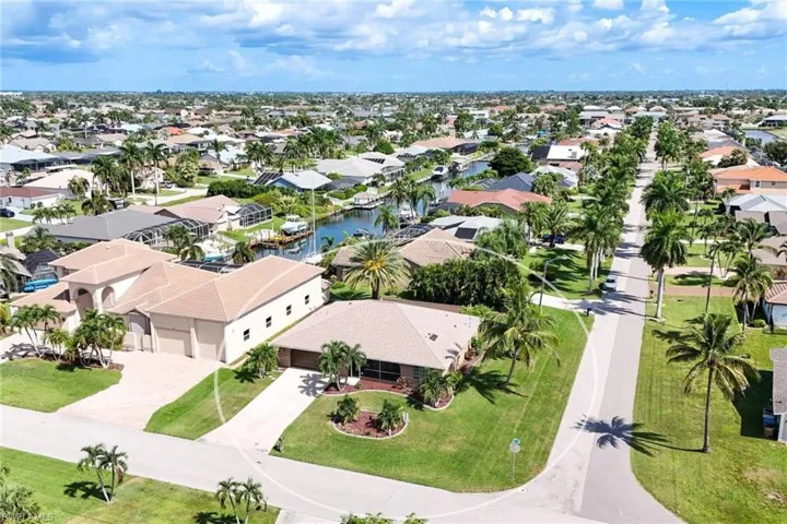 901 Sw 51st Ter, Cape Coral, Florida 33914