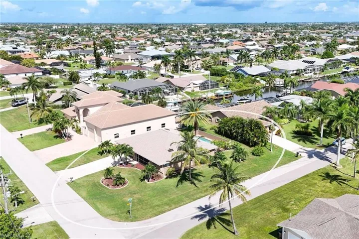 901 Sw 51st Ter, Cape Coral, Florida 33914