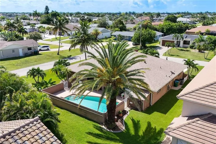 901 Sw 51st Ter, Cape Coral, Florida 33914