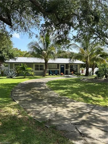 1343 Woodmere Ln, Fort Myers, Florida 33919