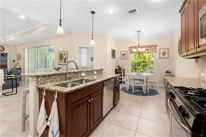13501  Palmetto Grove  DR, Fort Myers, FL 33905