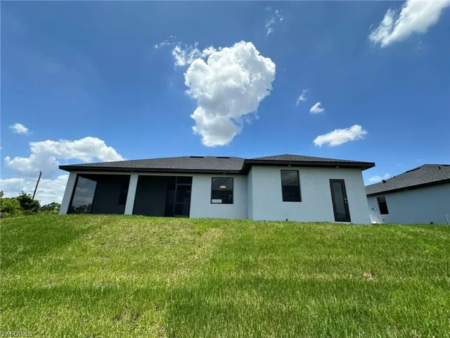 2803  21st SW ST, Lehigh Acres, FL 33976