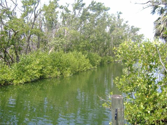 Canal to Gulf access over boat lift