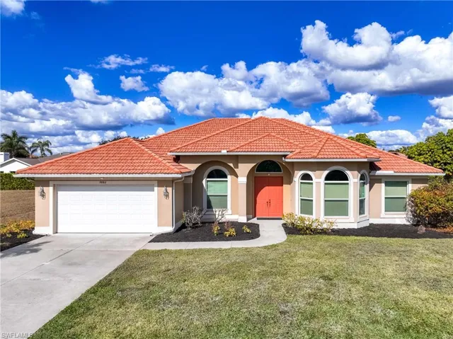 9882 El Greco Cir, Bonita Springs, Florida 34135