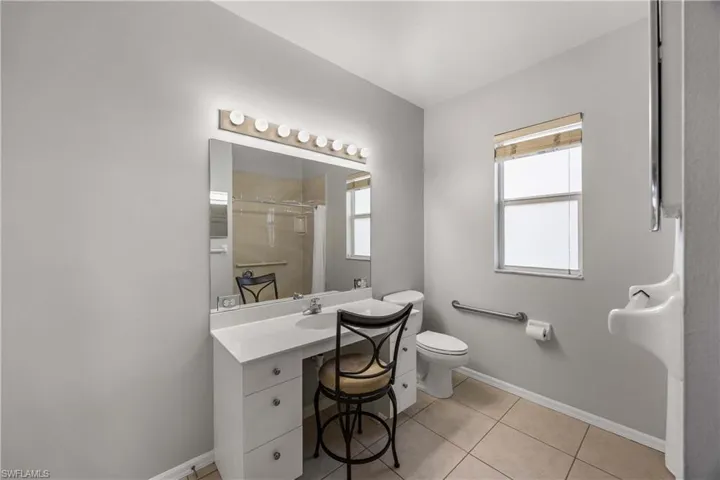 9882 El Greco Cir, Bonita Springs, Florida 34135