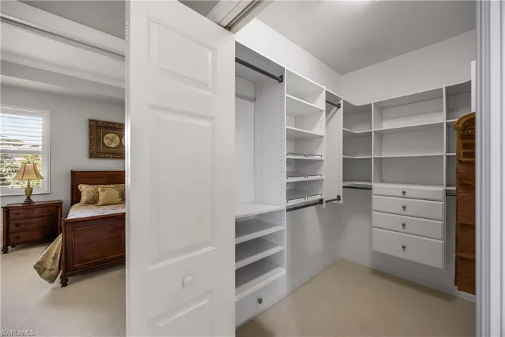 9882 El Greco Cir, Bonita Springs, Florida 34135