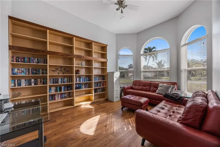 9882 El Greco Cir, Bonita Springs, Florida 34135