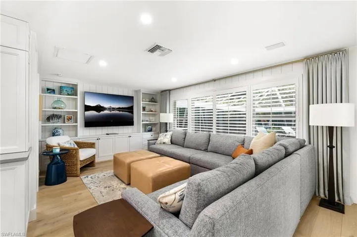 Family room with stylish built ins