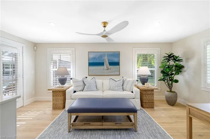 Casita/Cabana living area featuring white oak hardwood floors