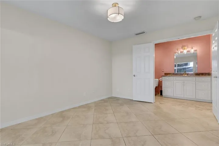 3400 Timberwood Cir, Naples, Florida 34105