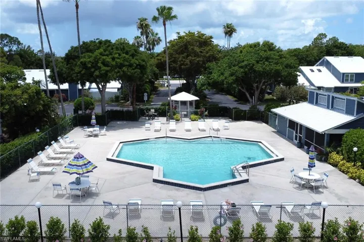 3400 Timberwood Cir, Naples, Florida 34105
