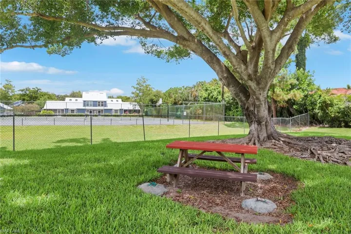 3400 Timberwood Cir, Naples, Florida 34105