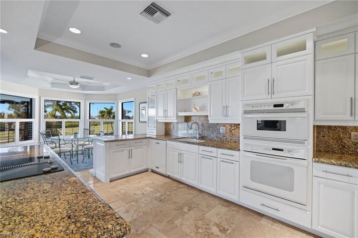 Kitchen/Wall Oven