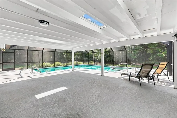 6574 Trail Blvd, Naples, Florida 34108