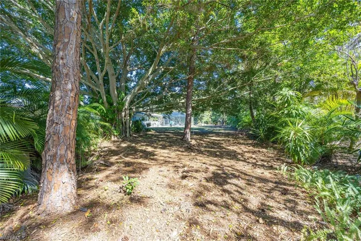 6574 Trail Blvd, Naples, Florida 34108