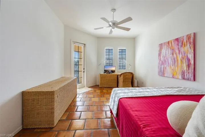 1st Primary Suite with lanai access