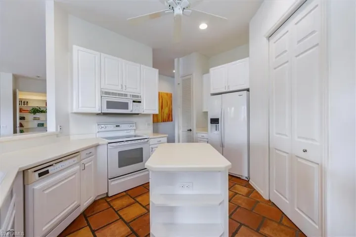 Island kitchen