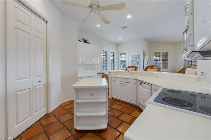 Built in desk in kitchen