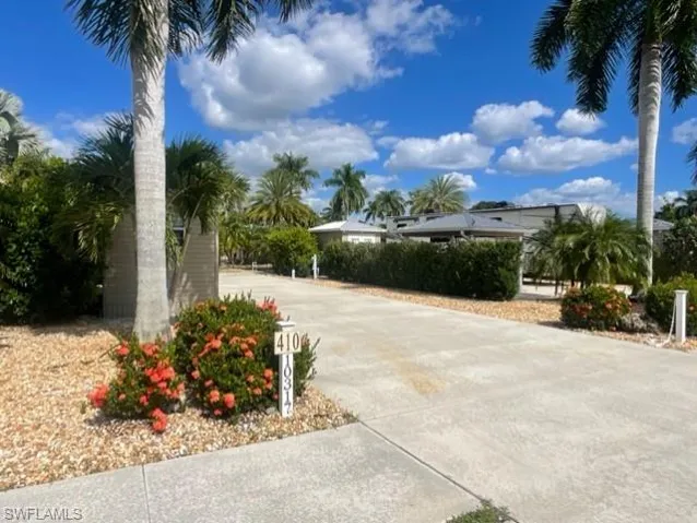 10317 Prairie Iris Trl, Fort Myers, Florida 33905