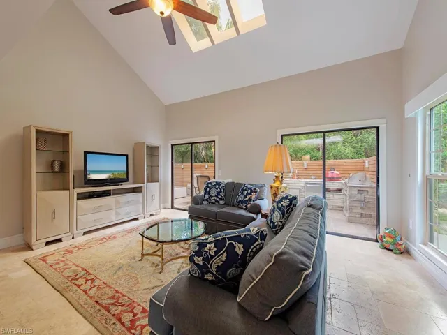 840 Meadowland Dr H, Naples, Florida 34108