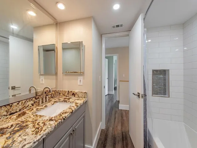 840 Meadowland Dr H, Naples, Florida 34108