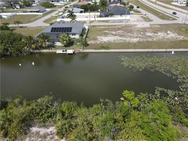13 NW 5th TER, CAPE CORAL FL 33993