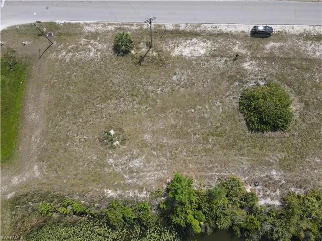 13 NW 5th TER, CAPE CORAL FL 33993