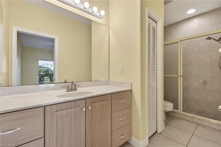6476 Pine Ave, Sanibel, Florida 33957