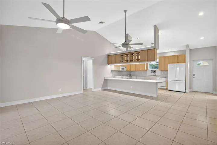 6476 Pine Ave, Sanibel, Florida 33957
