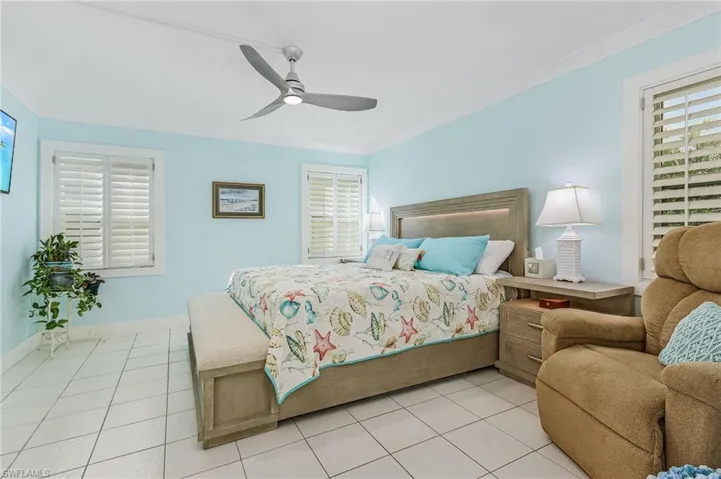 1911 SE 40th  TER, Cape Coral, FL 33904