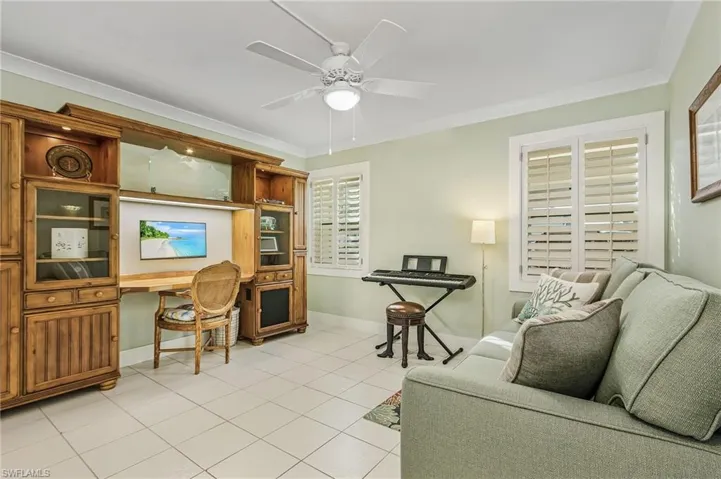 1911 SE 40th  TER, Cape Coral, FL 33904