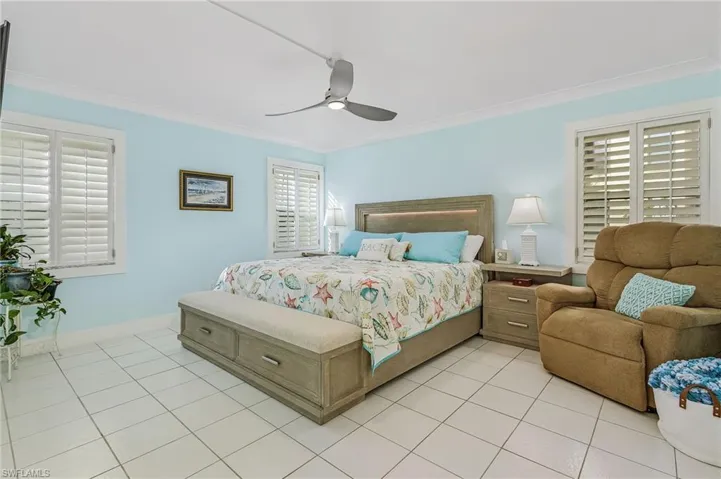 1911 SE 40th  TER, Cape Coral, FL 33904