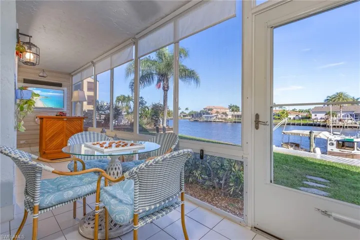 1911 SE 40th  TER, Cape Coral, FL 33904