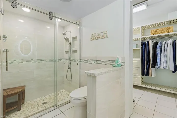 1911 SE 40th  TER, Cape Coral, FL 33904