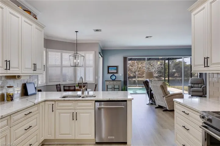 14120  Grosse Point  LN, Fort Myers, FL 33919