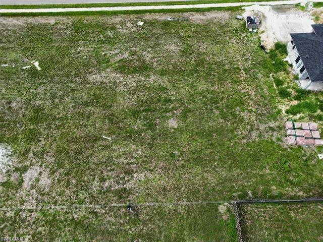 2004 Tropicana PKWY W, CAPE CORAL FL 33993