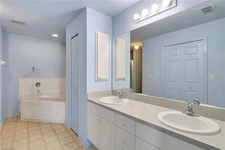 304 NW 12th  PL, Cape Coral, FL 33993