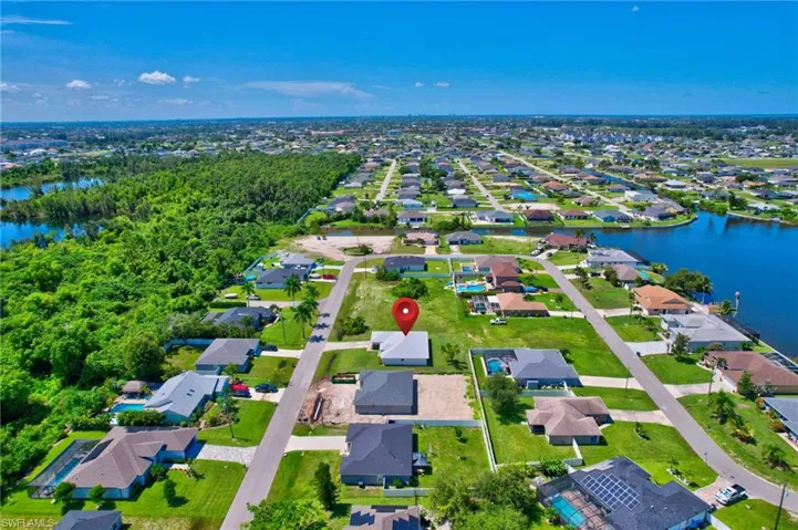 304 NW 12th  PL, Cape Coral, FL 33993