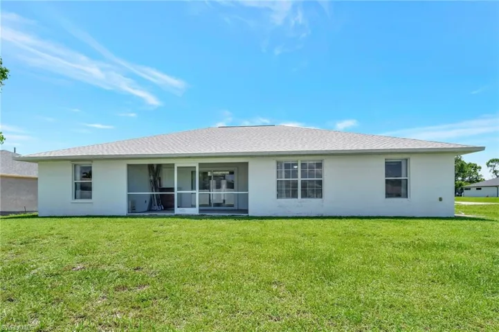 304 NW 12th  PL, Cape Coral, FL 33993