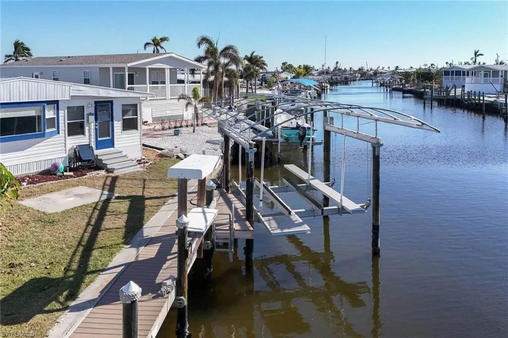 3893 Dewberry LN, St. James City, FL 33956,224105420