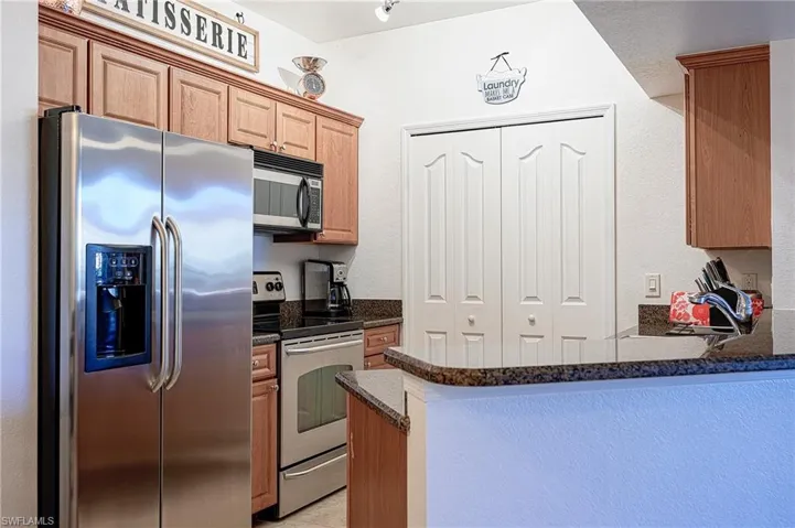 12935  Violino  LN, Naples, FL 34105