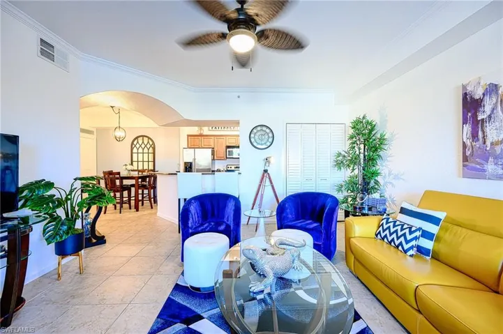 12935  Violino  LN, Naples, FL 34105