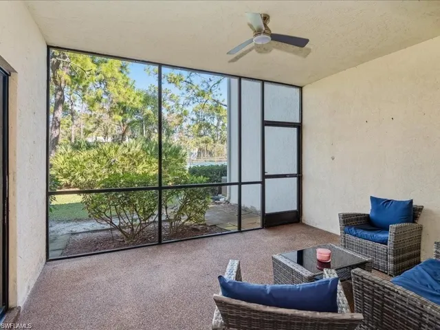 1833 Courtyard Way E105, Naples, Florida 34112