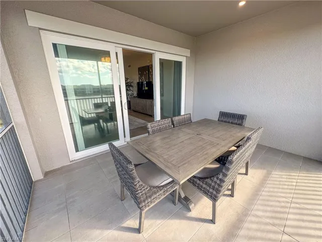 163  Indies E DR, Naples, FL 34114