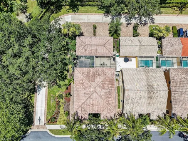 28614 Alessandria Cir, Bonita Springs, Florida 34135